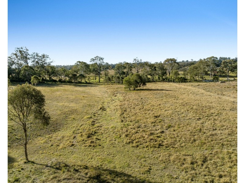 664 Pierces Creek Road, Pierces Creek QLD 4355