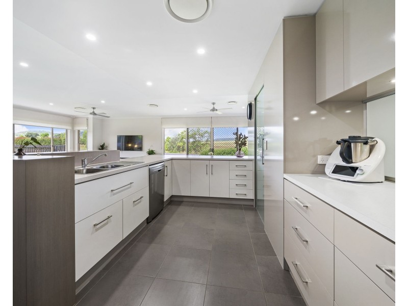 3 Storeys Road, Kingsthorpe QLD 4400