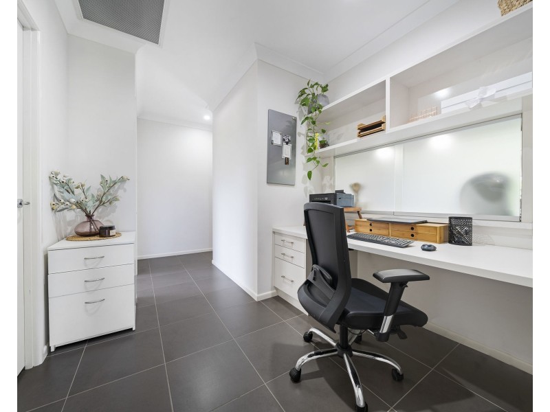 3 Storeys Road, Kingsthorpe QLD 4400