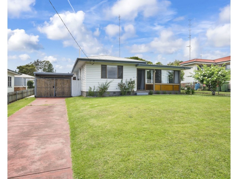 6 Kirklees Street, Newtown QLD 4350