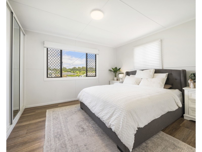 6 Kirklees Street, Newtown QLD 4350