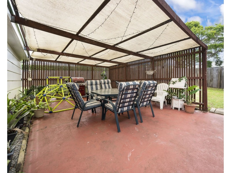 6 Kirklees Street, Newtown QLD 4350