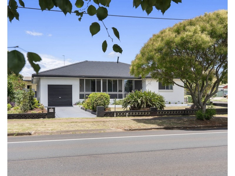 188 Taylor Street, Newtown QLD 4350