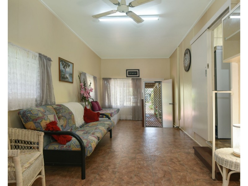 19 Friend Street, Harristown QLD 4350