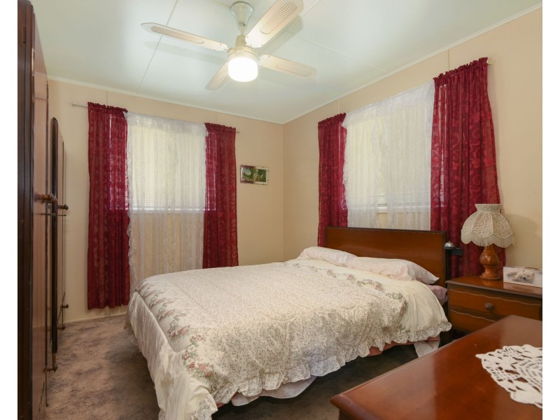 19 Friend Street, Harristown QLD 4350