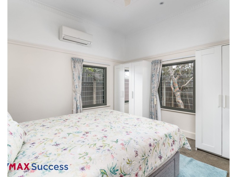 15 Phillip Street, East Toowoomba QLD 4350