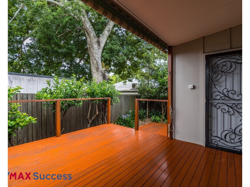 15 Phillip Street, East Toowoomba QLD 4350