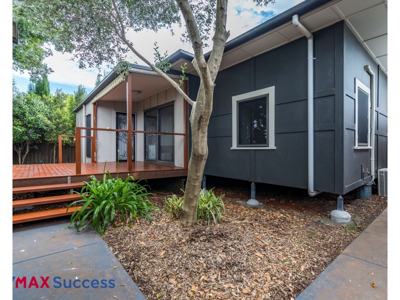 15 Phillip Street, East Toowoomba QLD 4350