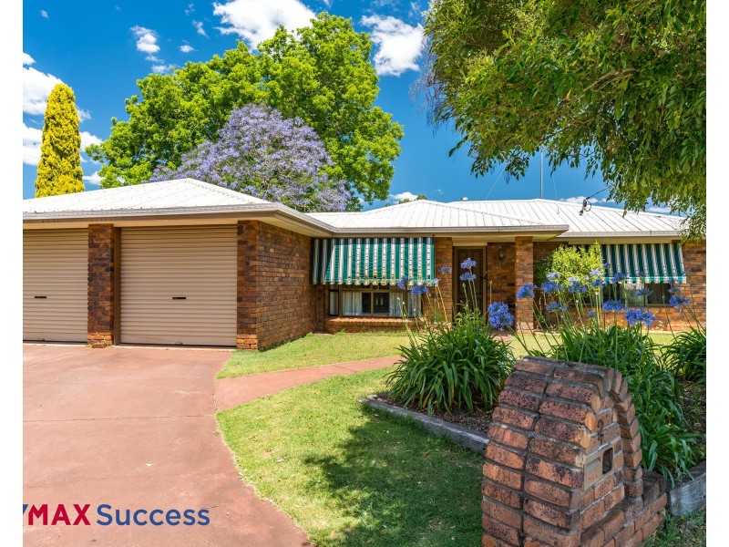 2 Heidi Court, Darling Heights QLD 4350