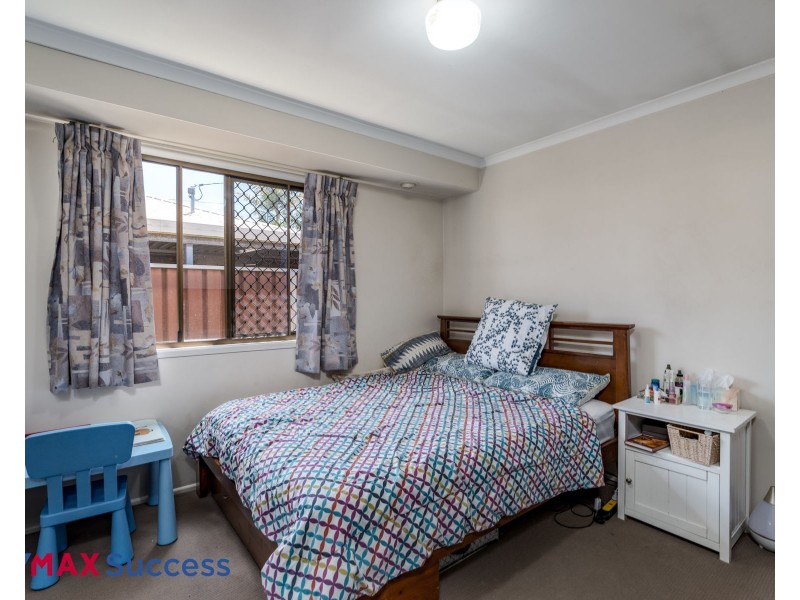 2 Heidi Court, Darling Heights QLD 4350