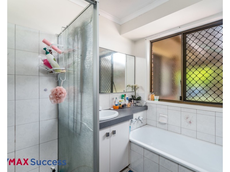 2 Heidi Court, Darling Heights QLD 4350