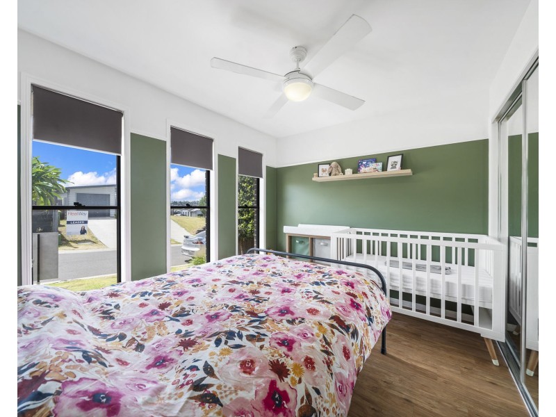 18 Orchard Lane, Glenvale QLD 4350