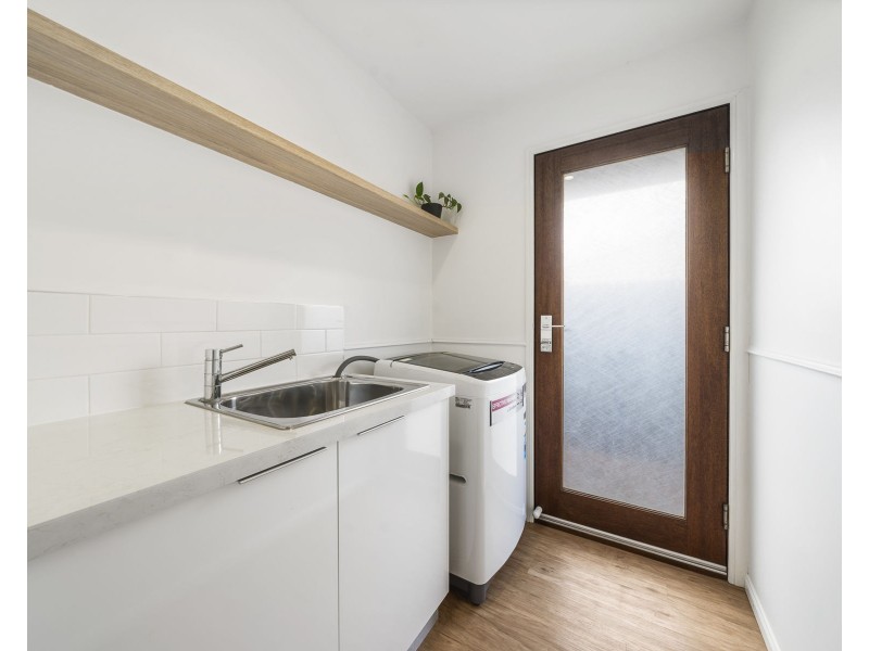 18 Orchard Lane, Glenvale QLD 4350