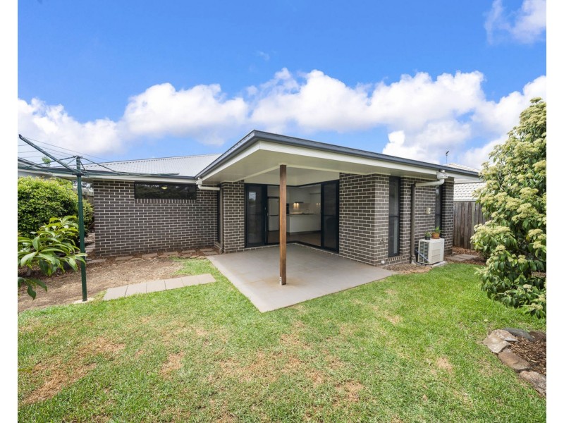 18 Orchard Lane, Glenvale QLD 4350