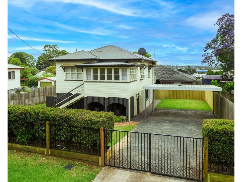 1 Weetwood Street, Newtown QLD 4350