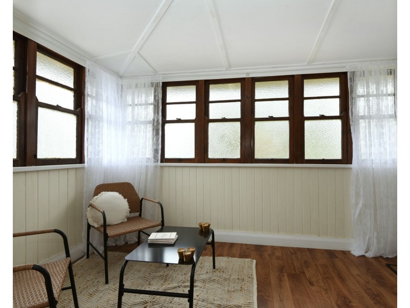 1 Weetwood Street, Newtown QLD 4350