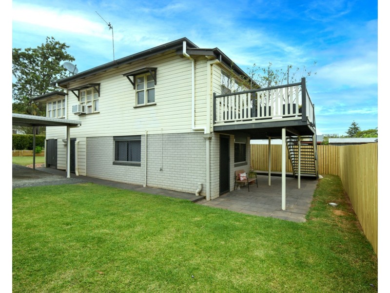 1 Weetwood Street, Newtown QLD 4350