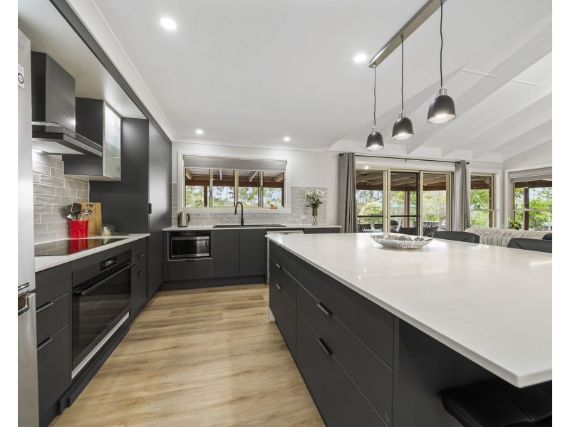 292 Glenvale Road, Glenvale QLD 4350