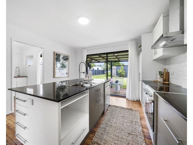 3 Boxsall Street, Newtown QLD 4350