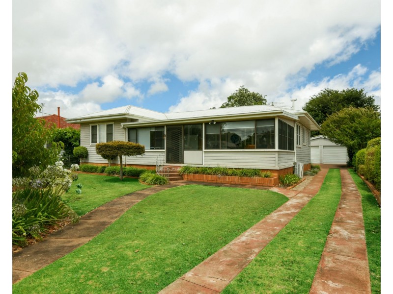 23 Merritt Street, Harristown QLD 4350