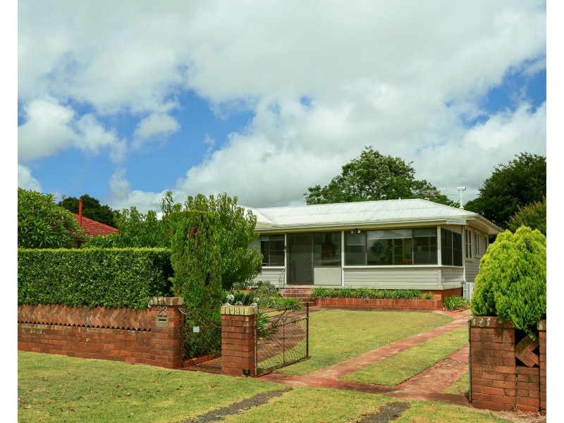 23 Merritt Street, Harristown QLD 4350