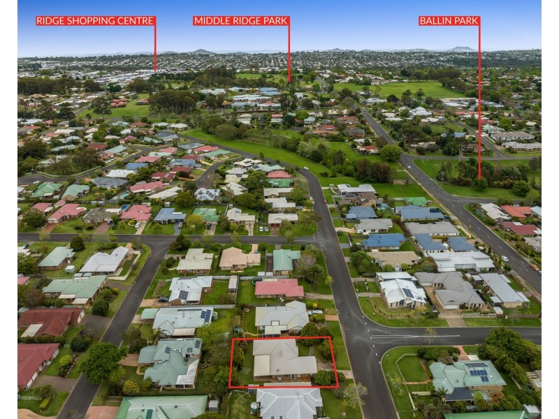 26 Bouganvillea Drive, Middle Ridge QLD 4350