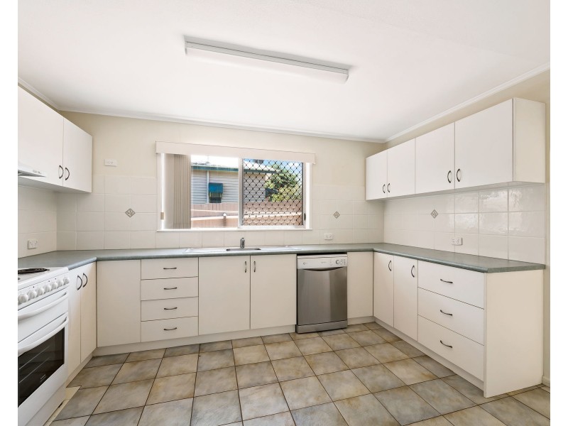 58 Hampton Street, Harristown QLD 4350