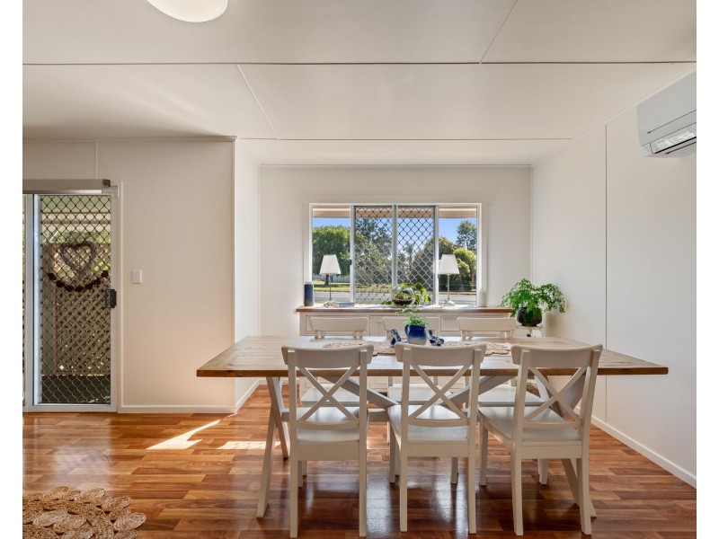 35 Toowoomba Road, Oakey QLD 4401