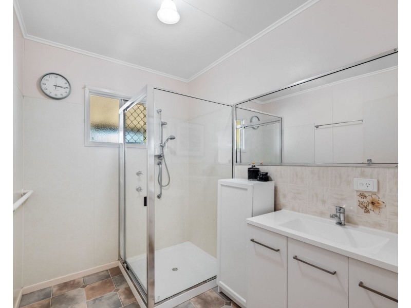 35 Toowoomba Road, Oakey QLD 4401