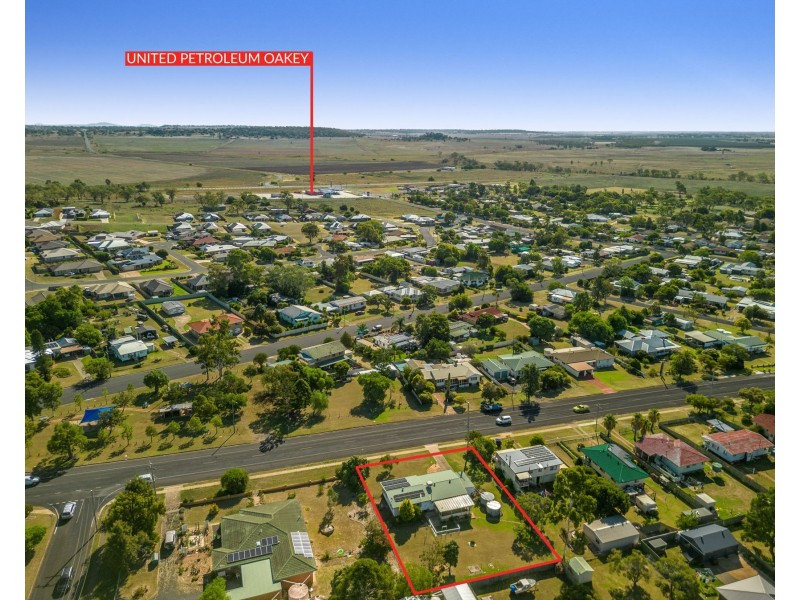 35 Toowoomba Road, Oakey QLD 4401
