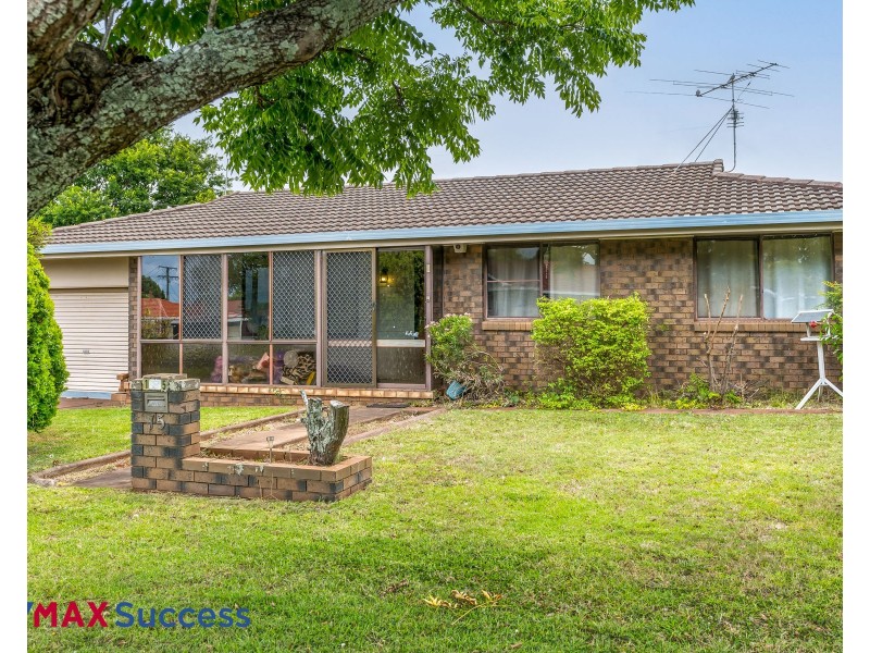 15 Aruma Street, Wilsonton Heights QLD 4350