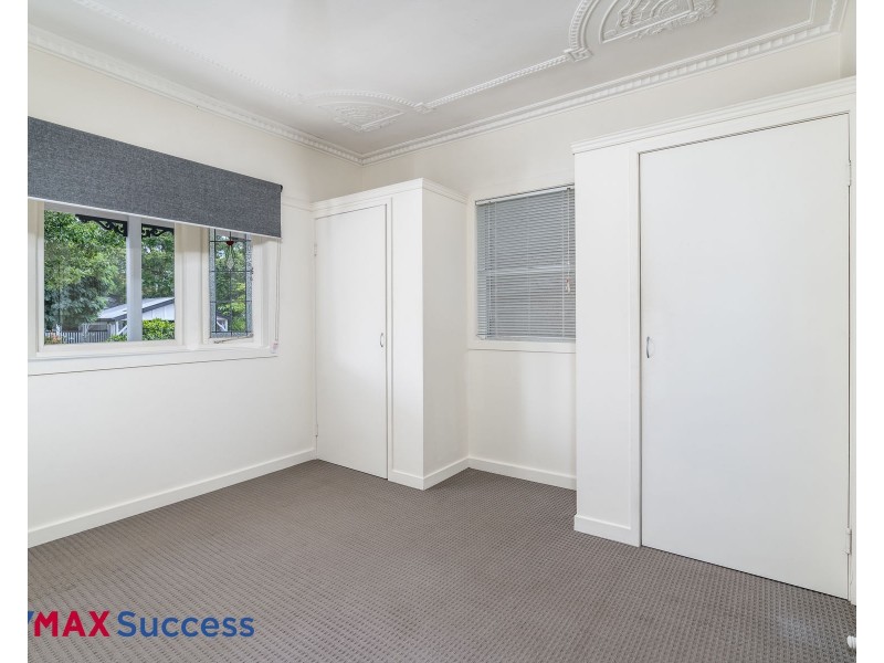 27 Cavell Street, East Toowoomba QLD 4350