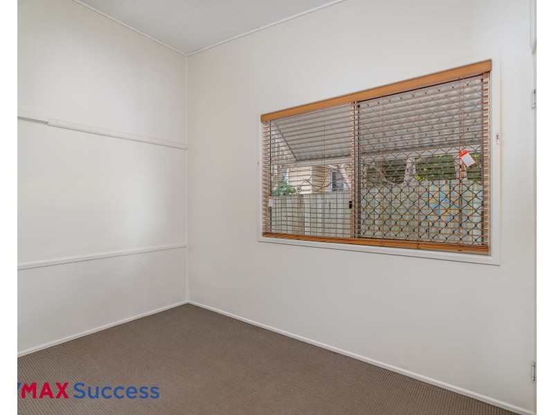 27 Cavell Street, East Toowoomba QLD 4350
