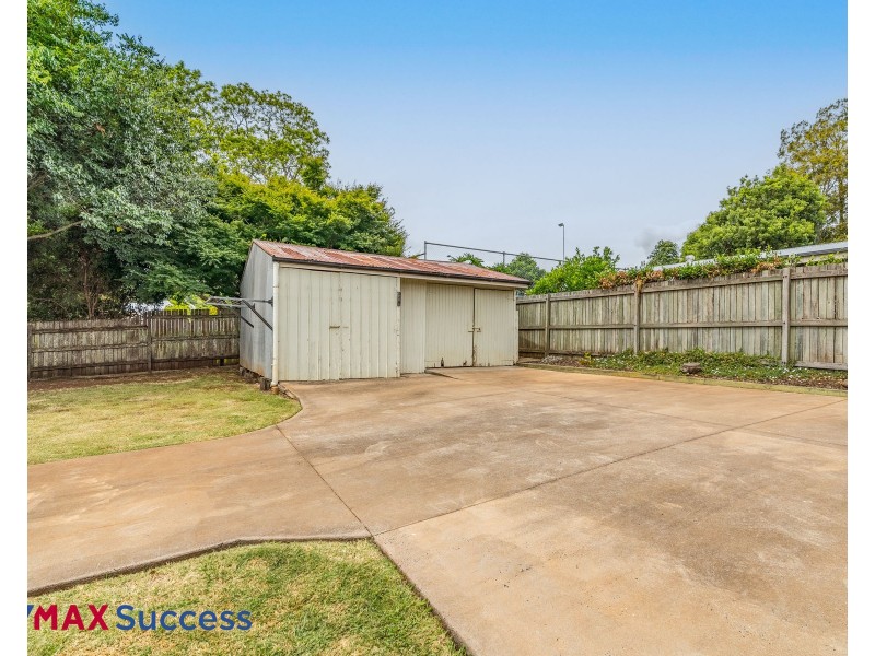 27 Cavell Street, East Toowoomba QLD 4350