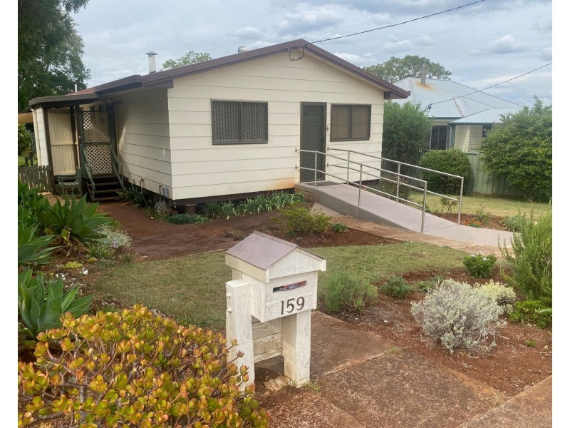 159 South Street, South Toowoomba QLD 4350