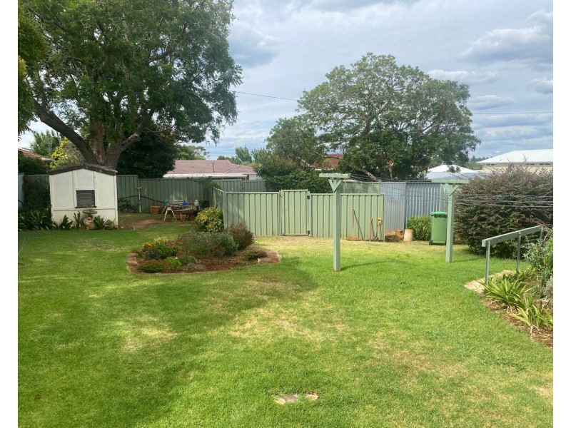 159 South Street, South Toowoomba QLD 4350