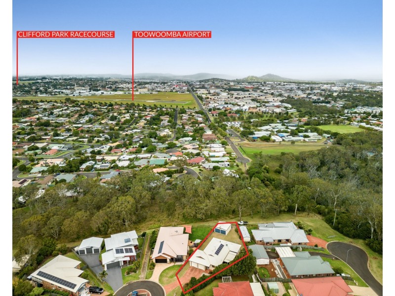 9 Conquest Court, Wilsonton QLD 4350