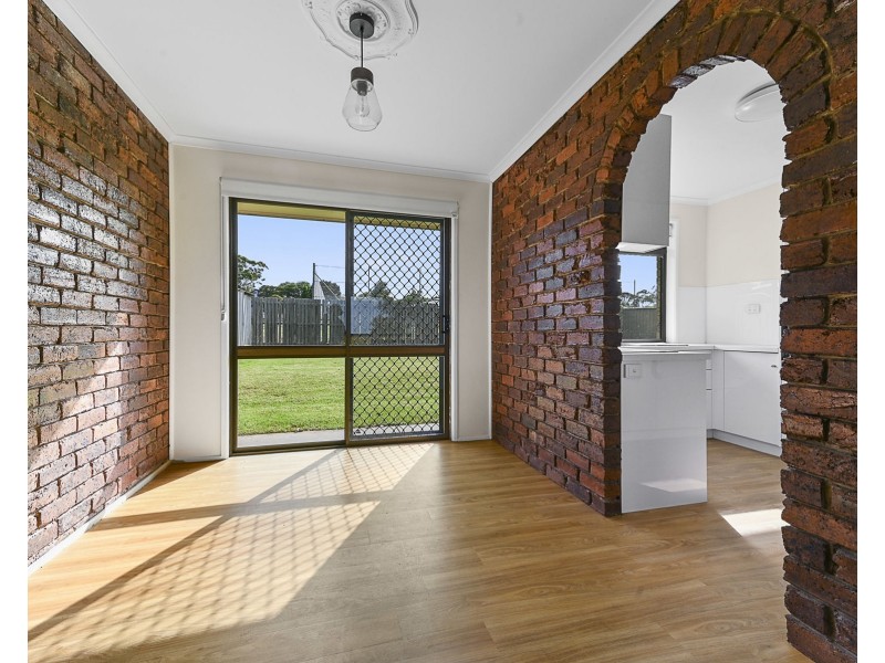 42 Jennifer Crescent, Darling Heights QLD 4350