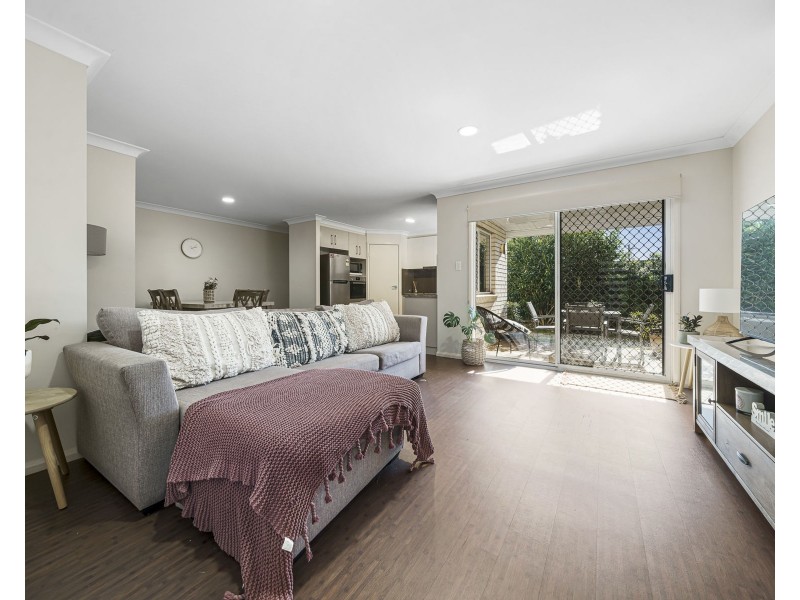 2/37 Gipps Street, Drayton QLD 4350