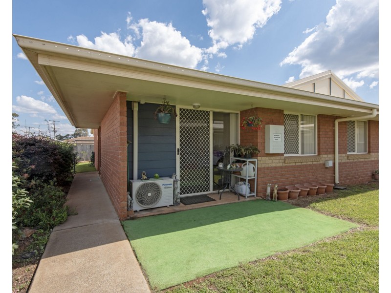 39/306-310 James Street, Harristown QLD 4350