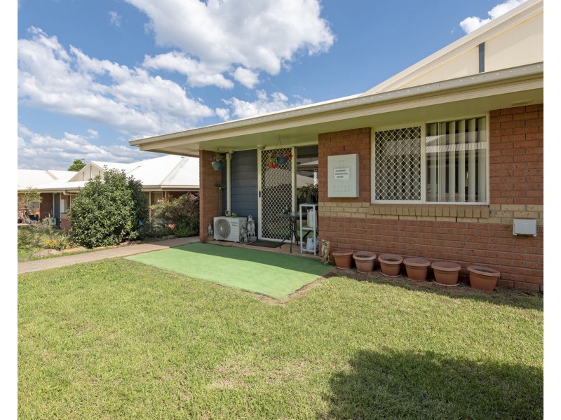 39/306-310 James Street, Harristown QLD 4350