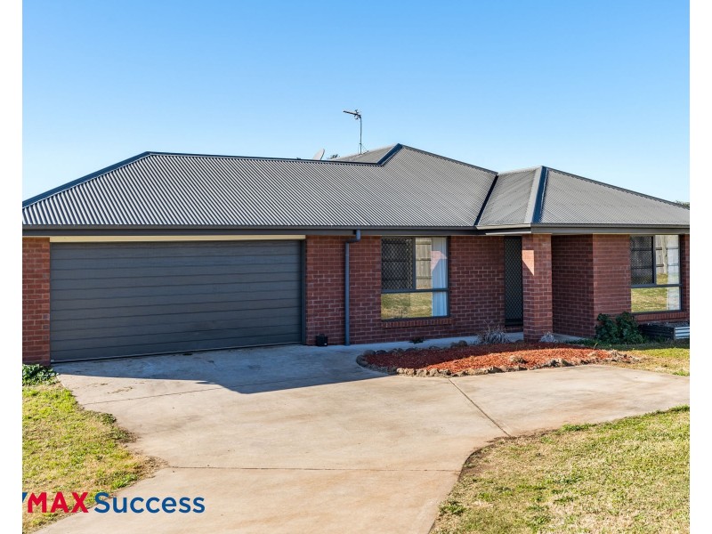 7 Christo Court, Meringandan West QLD 4352