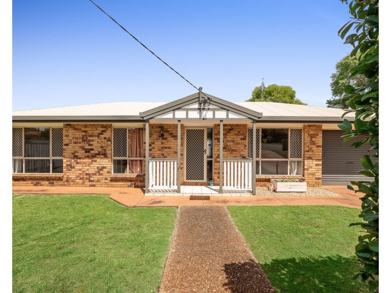 5 Walnut Court, Newtown QLD 4350