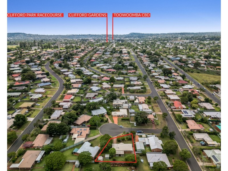 5 Walnut Court, Newtown QLD 4350