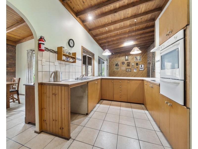 791 Murphys Creek Road, Upper Lockyer QLD 4352