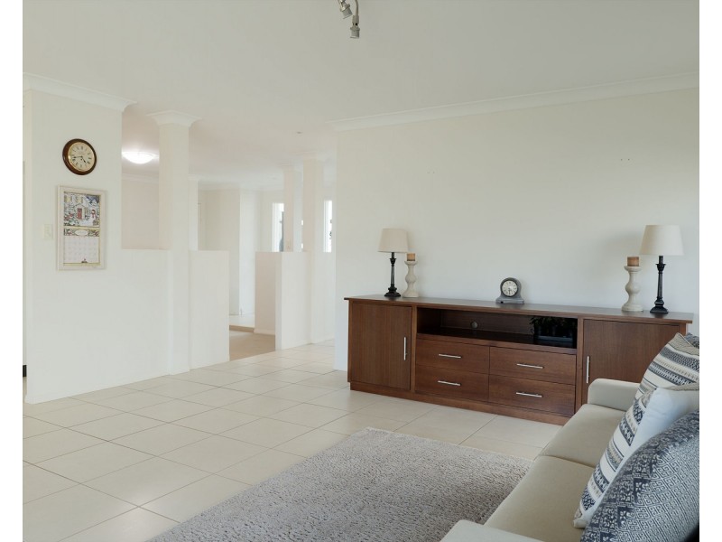 10 Kingfisher Street, Rangeville QLD 4350