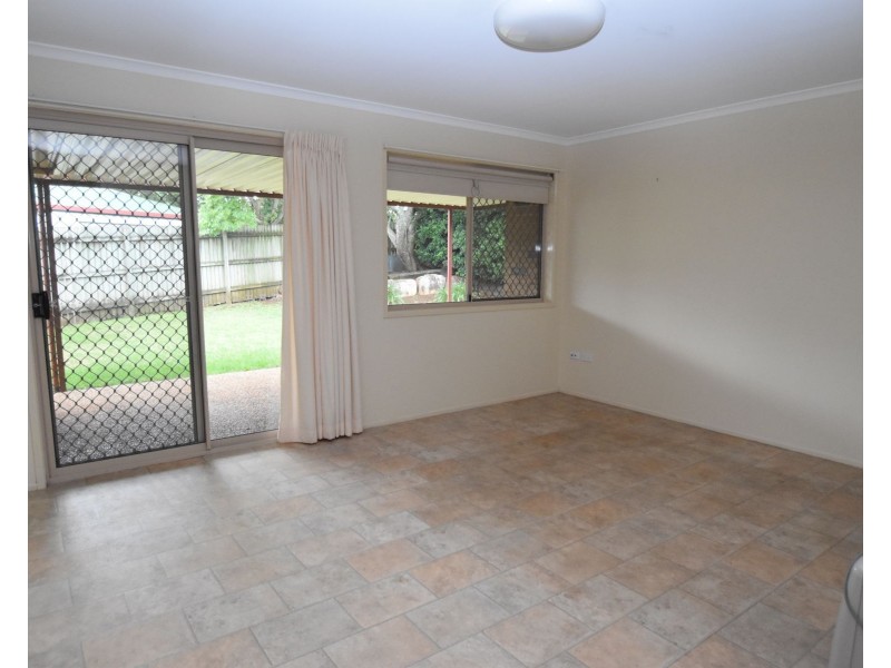 1 Stoneyhurst Court, Glenvale QLD 4350