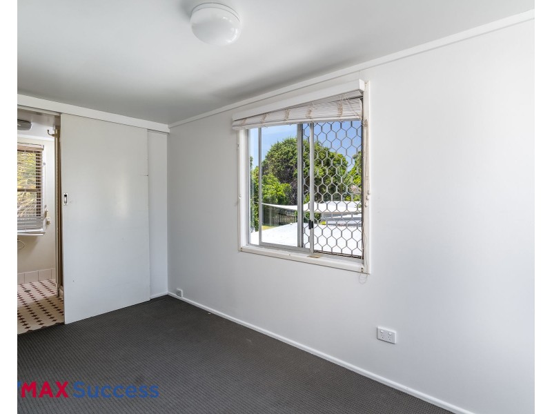 29 Alford Street, Mount Lofty QLD 4350