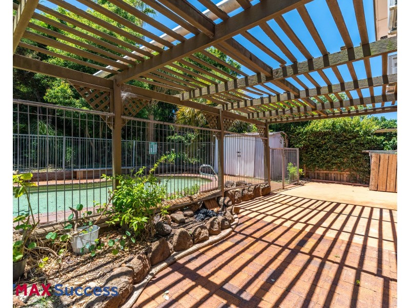 29 Alford Street, Mount Lofty QLD 4350