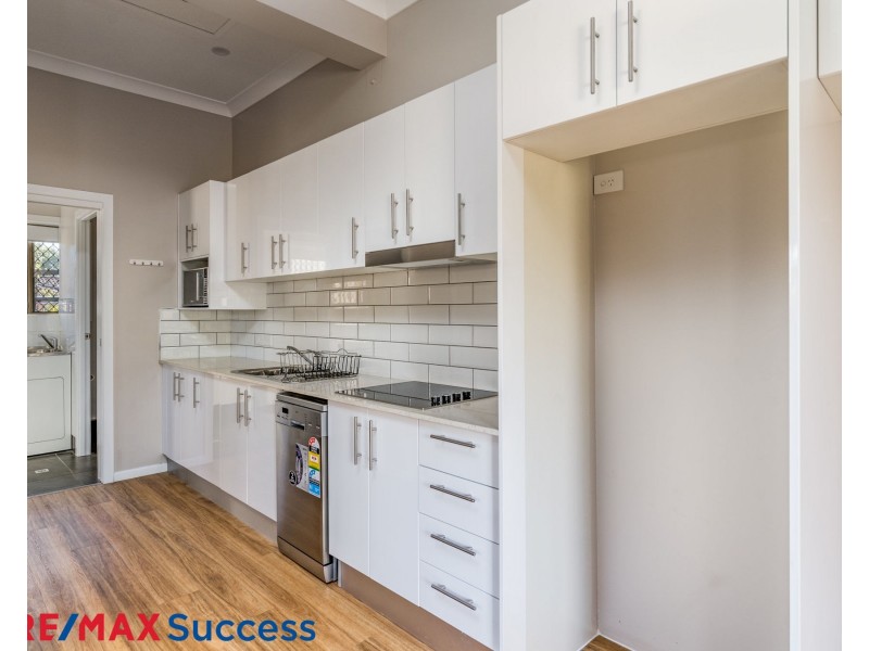 43 Merino Street, Harristown QLD 4350